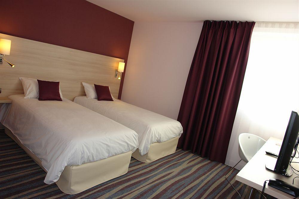 Brit Hotel Vendee Mer Les Achards  Exterior foto